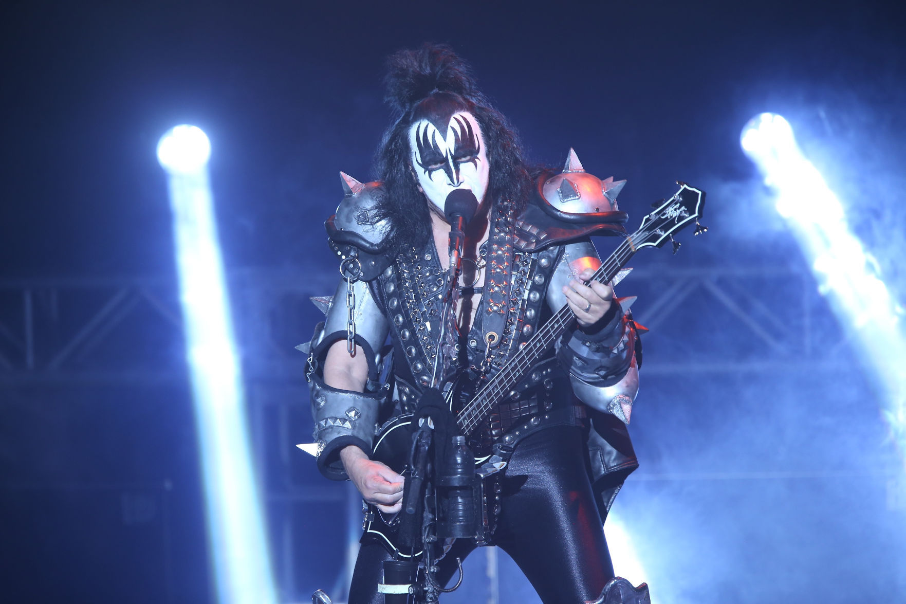 KISS